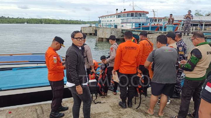 18 Survive Mentawai Ferry Capsize, No Fatalities Reported