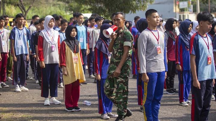 Orang Tua Murid Khawatir Ada Perundungan dan Beban Tugas Berat di MPLS