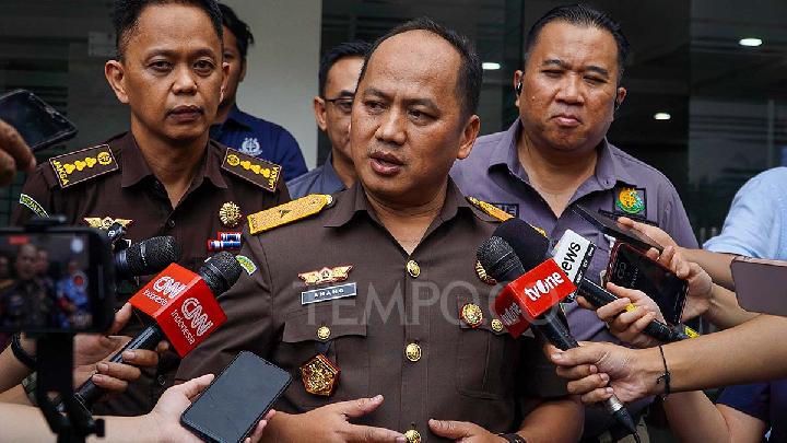 AGO Promises to Return Tom Lembong's Seized iPad and MacBook