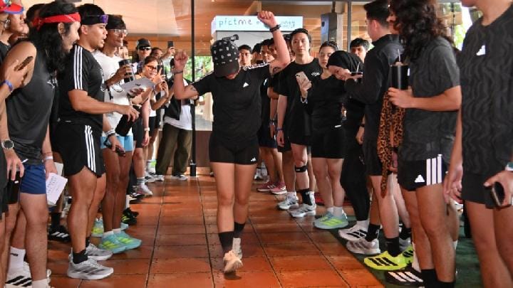 Rayakan Lari dengan Gaya Lewat Koleksi Terbaru Adizero Evo SL dari Adidas