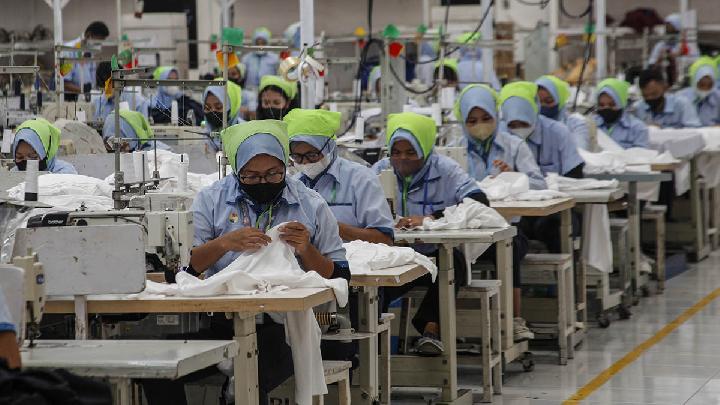Indonesia's Textile Industry Hangs by a Thread