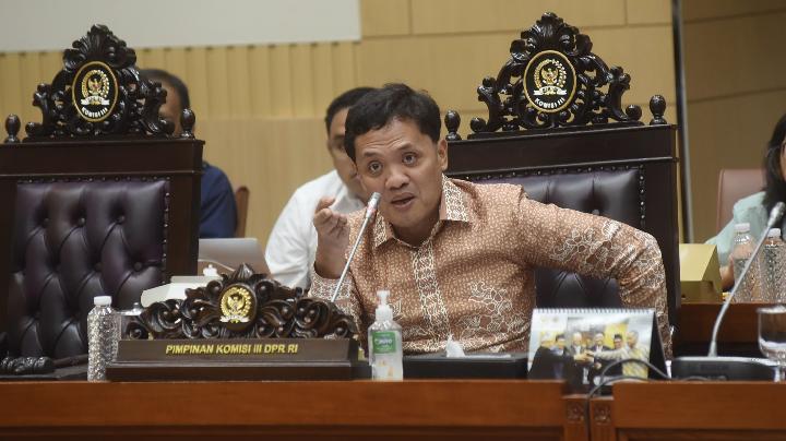 Komisi Hukum DPR Undang YLBHI Bahas Revisi KUHAP Besok
