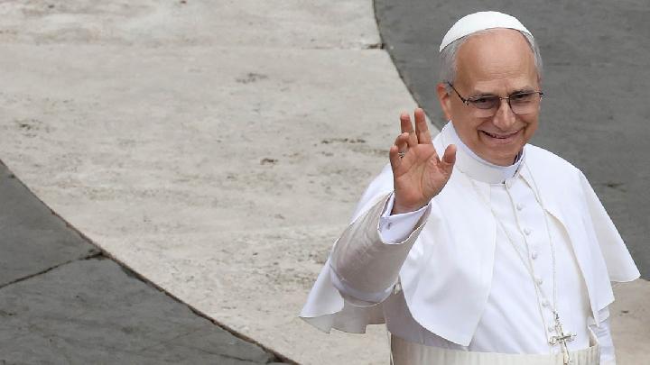 Pope Leo XIV Urges Aid Delivery in Gaza During Phone Call with Palestine's Mahmoud Abbas