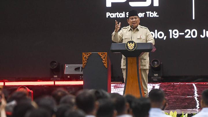 Prabowo Urges AG, Police to Crack Down on Rice Adulteration