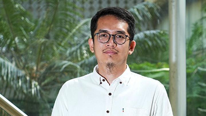 Unpad Student Earns Doctorate at 25 After Researching Anti-Breast Cancer Compounds