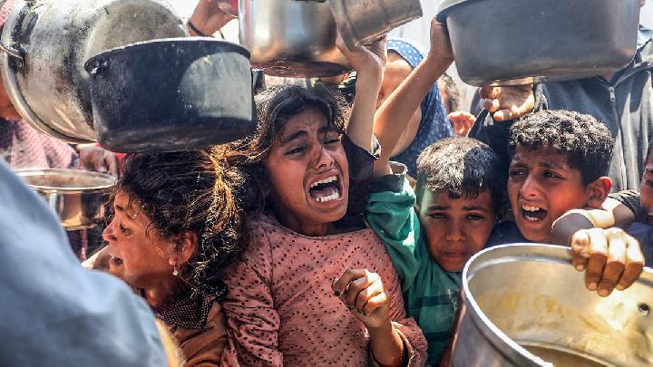 UNRWA: 660,000 Gaza Children Out of School for Third Year as Israel Onslaught Continues