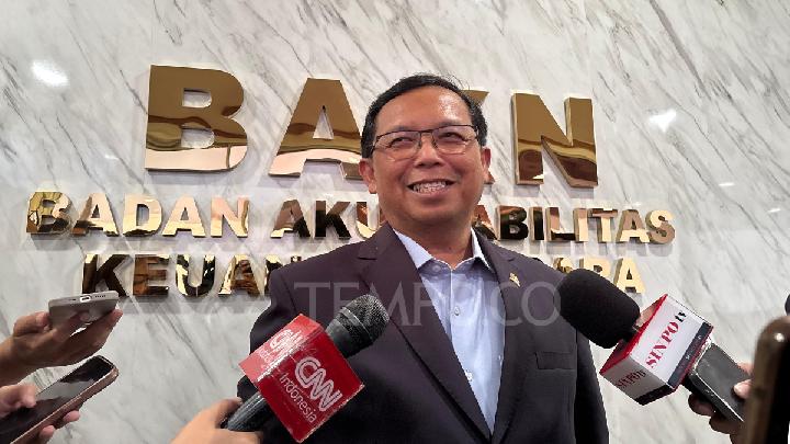 Agrinas Imports Pickup Trucks for Village Cooperatives Without Parliamentary Coordination