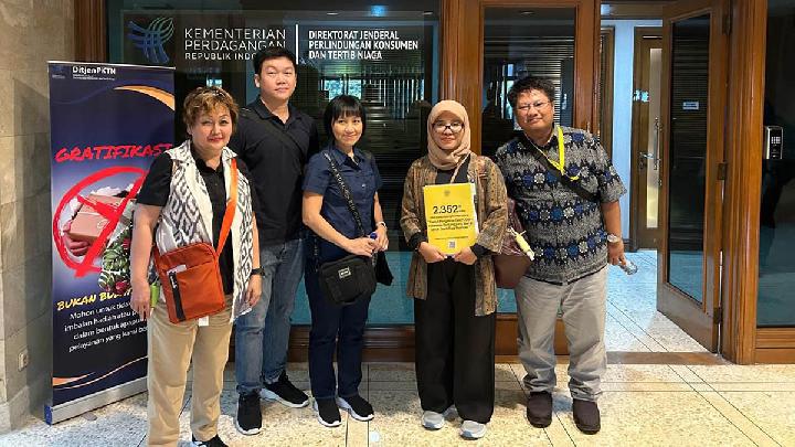 Forum Korban Gold's Gym Indonesia (FKGGI) setelah melakukan audiensi dengan Kementerian Perdagangan di Jakarta, 23 Juli 2025. Dok. FKGGI