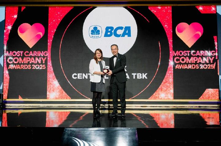 Di HR Asia Awards 2025, BCA pertahankan predikat Tempat Kerja Terbaik Asia dan raih penghargaan Most Caring Companies.