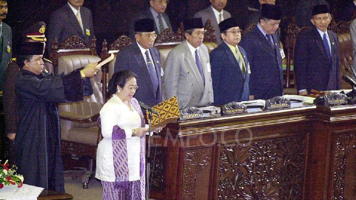 Fakta-fakta 24 Tahun Lalu Pelantikan Megawati sebagai Presiden RI ke-5