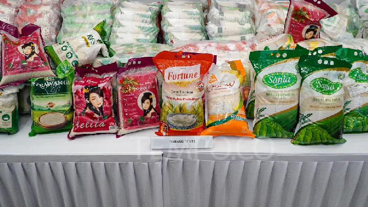 Premium Rice Scarce in Jakarta Minimarkets Following Fake Rice Scandal