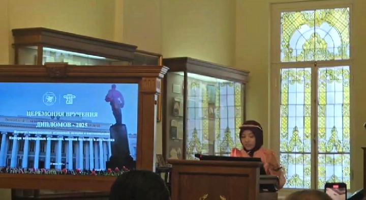 Indonesian Students Give Graduation Speeches at KFU, Russia