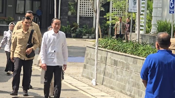 Polemik Ijazah Jokowi: Bareskrim Hentikan Penyelidikan hingga Curhat Saat Reuni