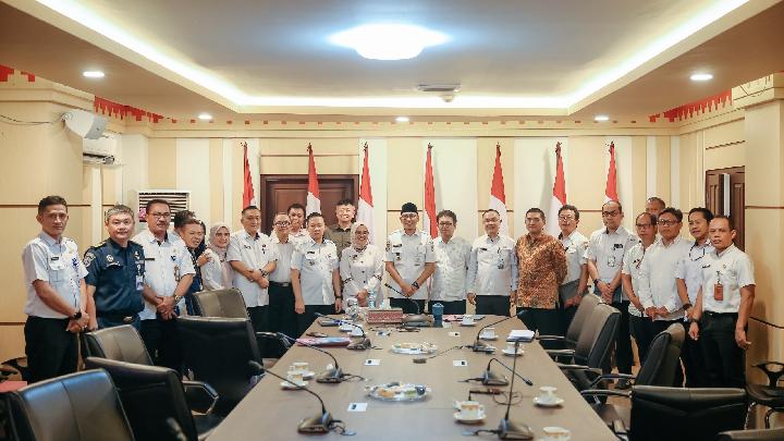 Gubernur Mirza Dorong Penanaman Mangrove dan Revitalisasi pada Tambak Bermasalah