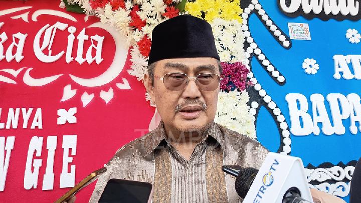 Jimly Asshiddiqie Kenang Mendiang Kwik Kian Gie: Tak Ganti Nama Tionghoa Saat Orba