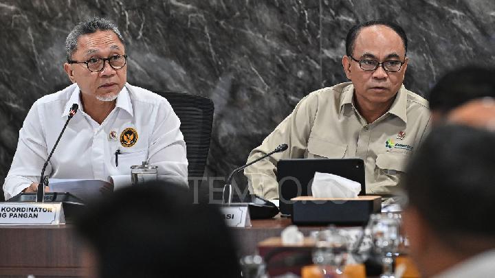 Dana Desa Jadi Jaminan Pinjaman Kopdes Merah Putih, Budi Arie: Jangan Berpikir Negatif