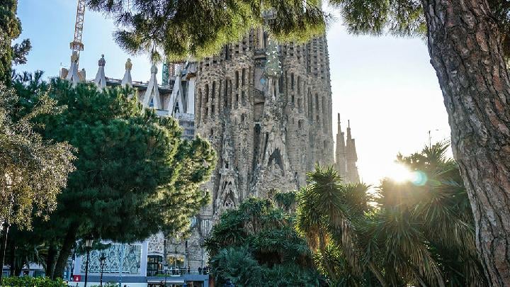 TripAdvisor Names Sagrada Familia the World's Top Tourist Attraction