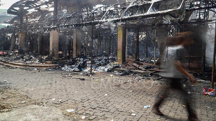 Lokasi bekas kebakaran Pasar Taman Puring, Kebayoran Baru, Jakarta, Rabu, 30 Juli 2025. Tempo/Martin Yogi Pardamean