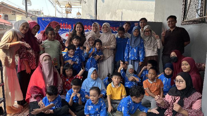 Peserta Persiapan Keberangkatan (PK) Lembaga Pengelola Dana Pendidikan (LPDP) Angkatan 255 bersama 18 Anak Berkebutuhan Khusus di acara 
