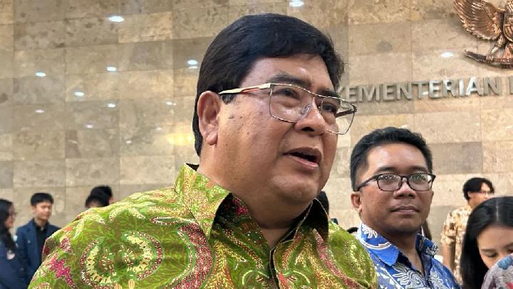 Wakil Presiden Direktur PT Toyota Motor Manufacturing Indonesia Bob Azam ditemui di kantor Kementerian Perindustrian, Jakarta, 30 Juli 2025. Antara/Maria Cicilia Galuh