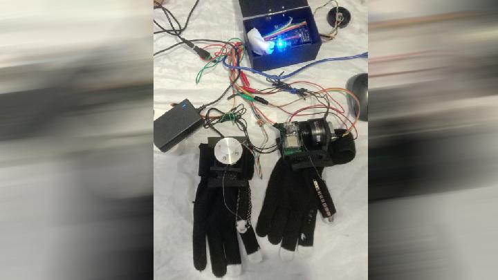 ITB Students Create TheraFeel Gloves for Cerebral Palsy Therapy