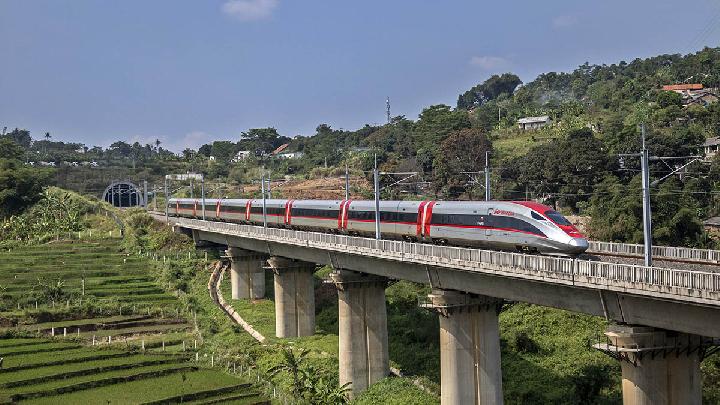 Bekasi Earthquake: Whoosh High-Speed Train Cancels Several Trips and Issues Refunds