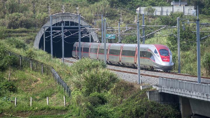 Whoosh High-Speed Train Adds Six Extra Trips on Sunday