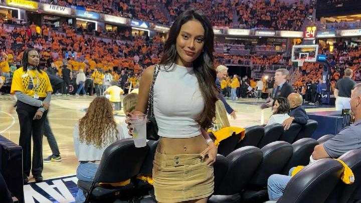 Erika Carlina Melahirkan Anak Pertama, Umumkan Nama Bayi Mungilnya