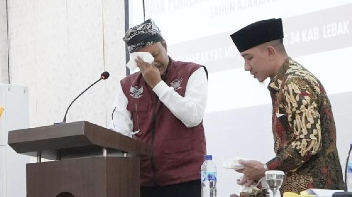 Air Mata Gus Ipul Tumpah untuk Guru dan Pengabdi Sekolah Rakyat