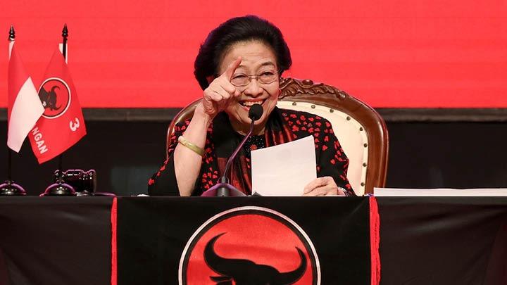 Jalan Politik Megawati: 32 Tahun Menjadi Ketua Umum PDI dan PDIP