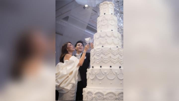 9 Fakta Unik Resepsi Pernikahan Luna Maya dan Maxime Bouttier di Jakarta