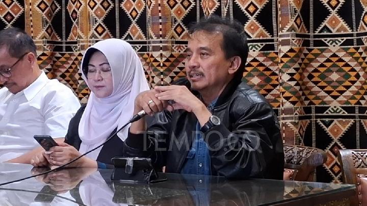 Roy Suryo Comments on Democratic Party's Involvement in Fake Diploma Claims: 'This is Jokowi's Style'