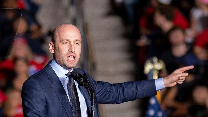 Trump Adviser Accuses India of Financing War Through Russian Oil Purchases