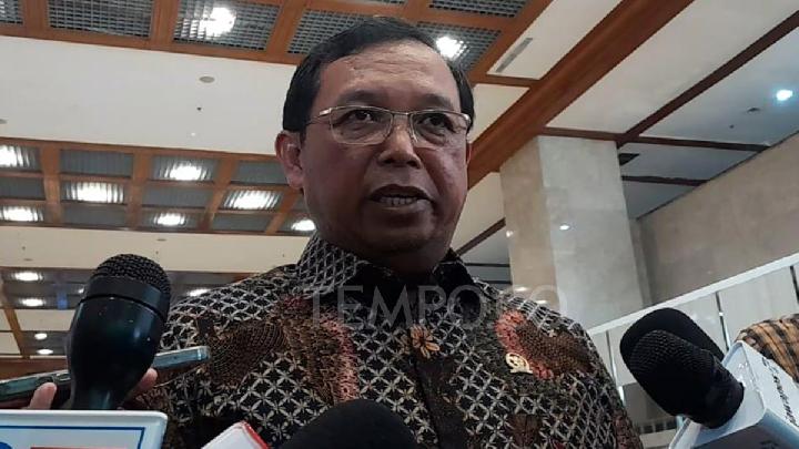 Kata Herman Khaeron Soal Penegakan Hukum ke Pengibar Bendera One Piece