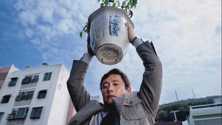 Park Chan Wook's 'No Other Choice' to Open 30th Busan International Film Festival