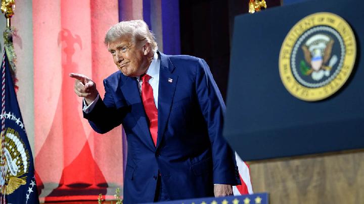 Trump Sets Another 90-Day Delay on China Tariff Deadline