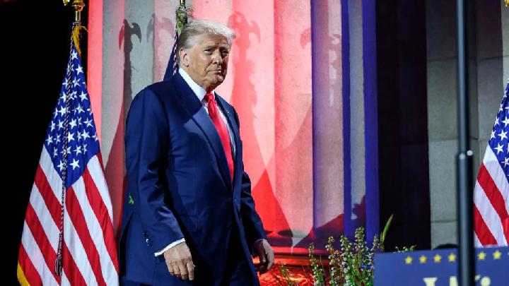 Trump Says It Is 'Pretty Much Up to Israel' Whether to Occupy Gaza