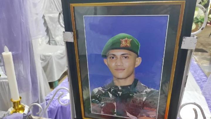 Tragedi Prada Lucky: Pengakuan Ibu Terungkap, Kekerasan di Barak TNI Jadi Sorotan Nasional