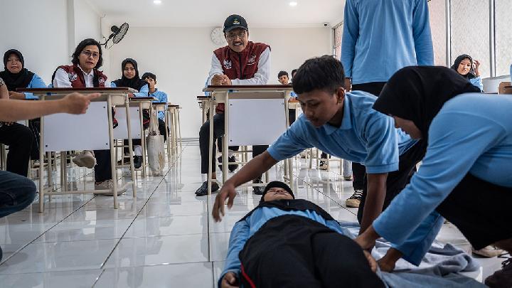 Sri Mulyani Hails Sekolah Rakyat as Prabowo's Breakthrough Against Structural Poverty