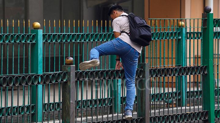 Pemprov Jakarta Uji Coba Pelican Crossing di Sisi Timur Stasiun Cikini
