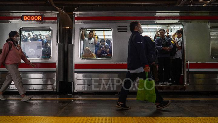 KAI Commuter Ensures Readiness of 102 Train Sets for Christmas and New Year's Operations