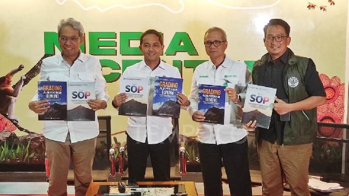 Forestry Ministry Updates Mount Rinjani Hiking Rules