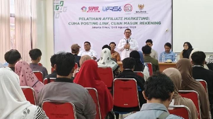 BAZNAS Bantu Warga Rusun Cakung Wirausaha Digital