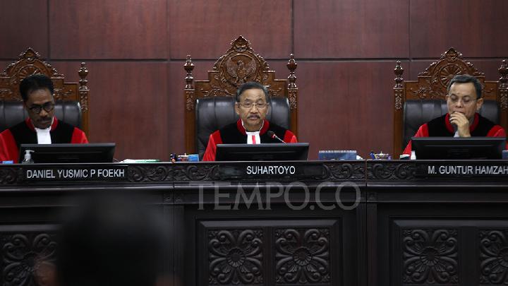 MK Bacakan Putusan Uji Materi Soal Wamen Rangkap Jabatan Hari ini