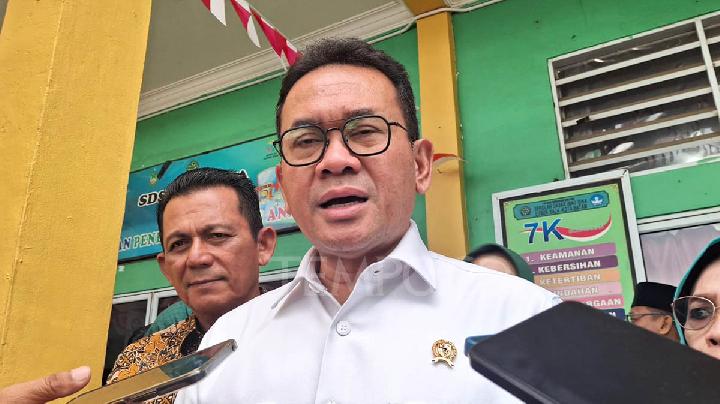 Minister Blames Flawed Distribution for Rice Price Surge in Retail Outlets