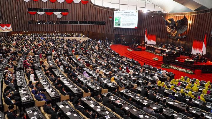 ICW Alleges DPR Housing Allowances Waste Rp1.74tn in State Funds