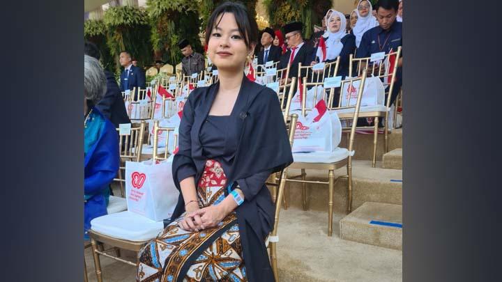 Political Fashion, Cara Gustika Hatta Memaknai Kemerdekaan Indonesia Lewat Kain Batik Slobog 