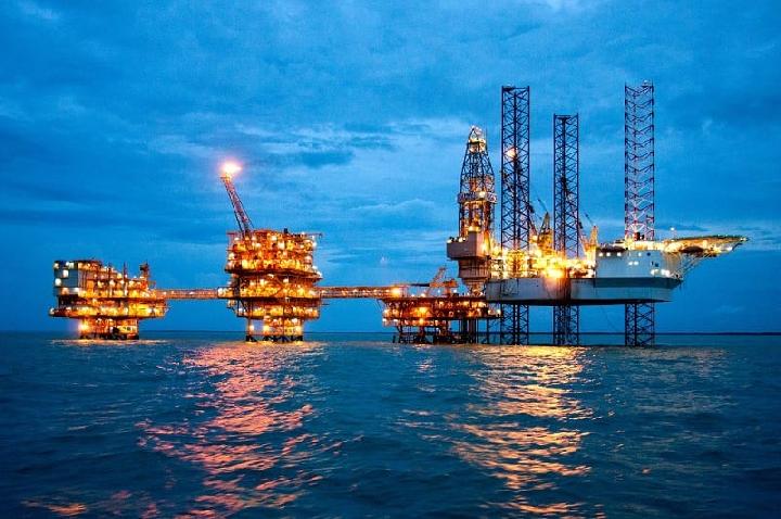 Indonesia Invites Investors to Develop 75 New Oil and Gas Blocks
