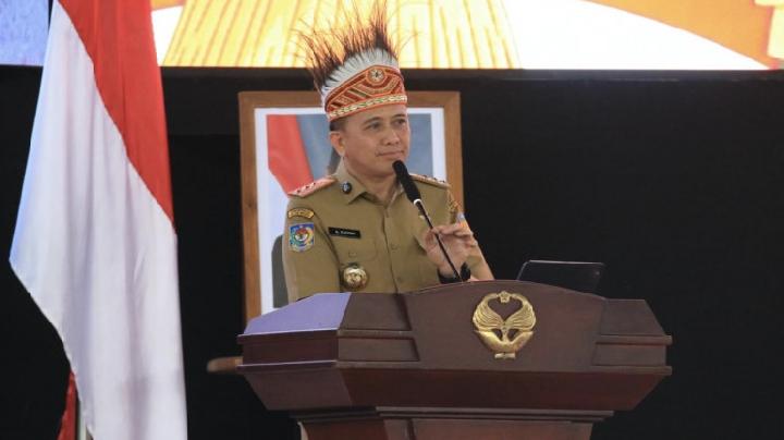 Penjabat Gubernur Agus Fatoni AjakTingkatkan Kualitas SDM Guna Pembangunan Papua