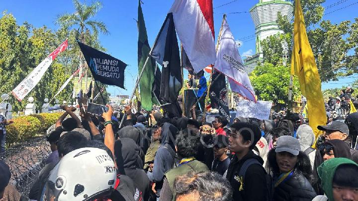 Pemda Bone Tunda Kenaikan PBB-P2: Perbandingan APBD Bone 2024 dan 2025